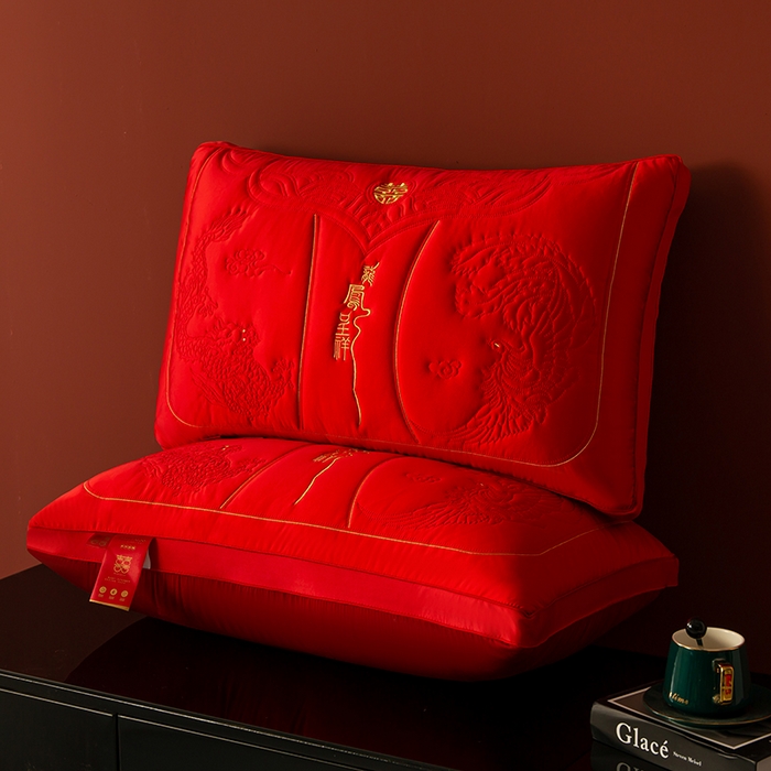 91家纺网 家纺一手货源 找家纺 （总）糖果枕芯 2025新款喜庆婚庆大红随礼送人枕芯护颈枕头龙凤祥和