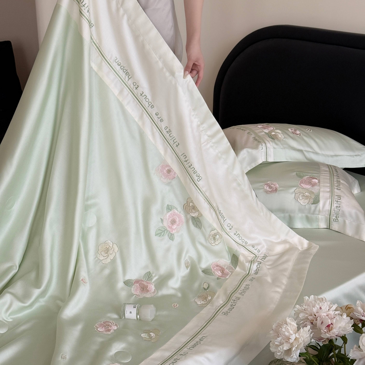 91家纺网 家纺一手货源 找家纺 （总）MIU缪家居 2025新款60支兰精天丝夏被四件套 沁山茶【劵后控价398 298】