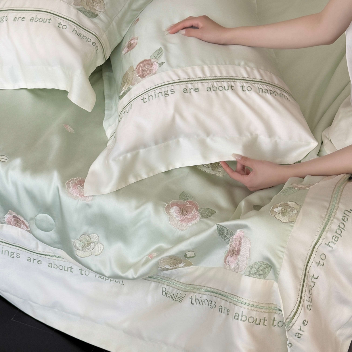 91家纺网 家纺一手货源 找家纺 （总）MIU缪家居 2025新款60支兰精天丝夏被四件套 沁山茶【劵后控价398 298】