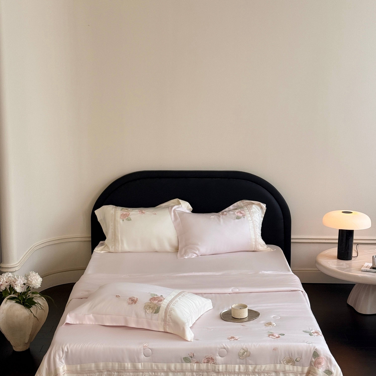 91家纺网 家纺一手货源 找家纺 MIU缪家居 2025新款60支兰精天丝夏被四件套 沁山茶【劵后控价398 298】 山茶粉