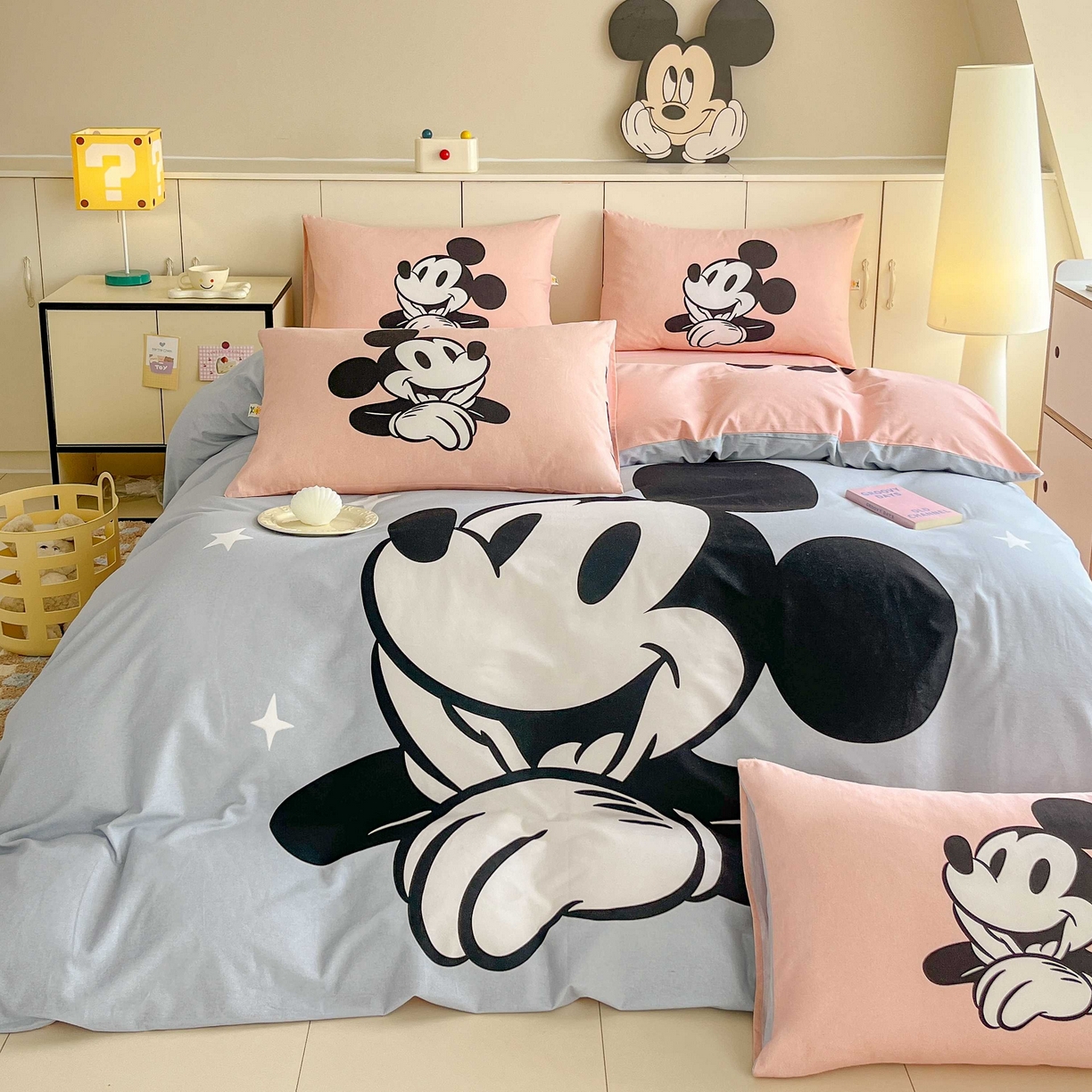 91家纺网 家纺一手货源 找家纺 玉元坊 2025年5月新品 大版卡通全棉纯棉床单床笠加厚四件套 蓝心米奇