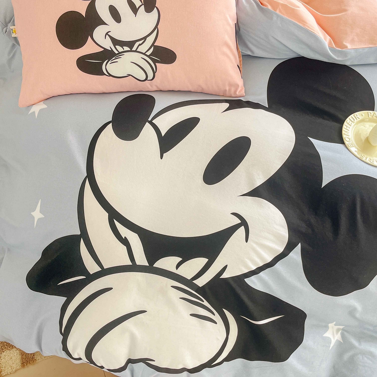 91家纺网 家纺一手货源 找家纺 玉元坊 2025年5月新品 大版卡通全棉纯棉床单床笠加厚四件套 蓝心米奇