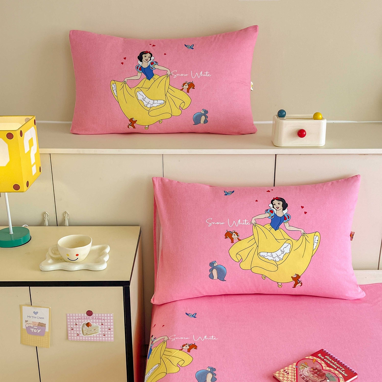 91家纺网 家纺一手货源 找家纺 玉元坊 2025年5月新品 大版卡通全棉纯棉床单床笠加厚四件套 舞动精灵粉