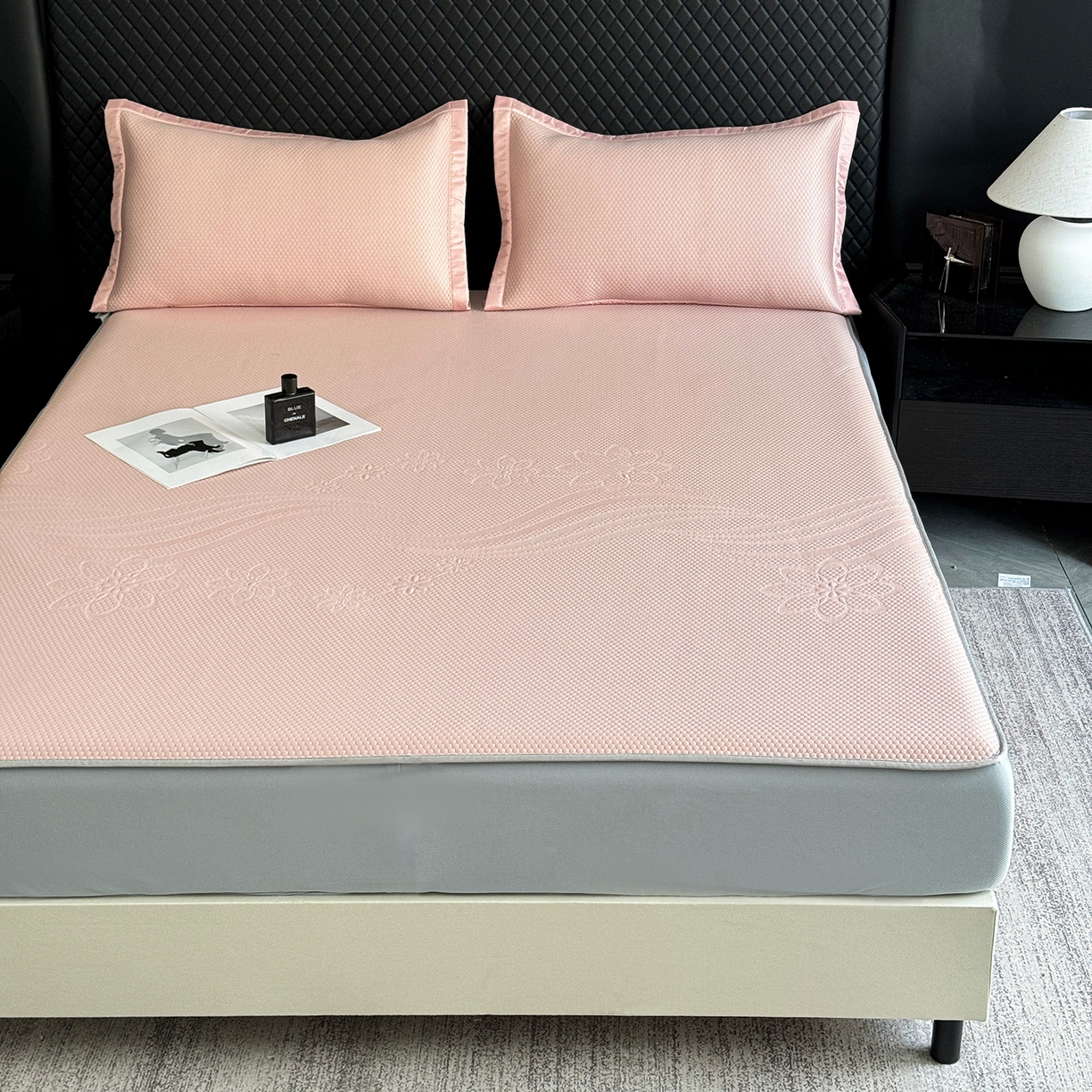 91家纺网 家纺一手货源 找家纺 瑞兴纺 2025新款复合加厚高克重凉感席床笠款 五朵金花-粉