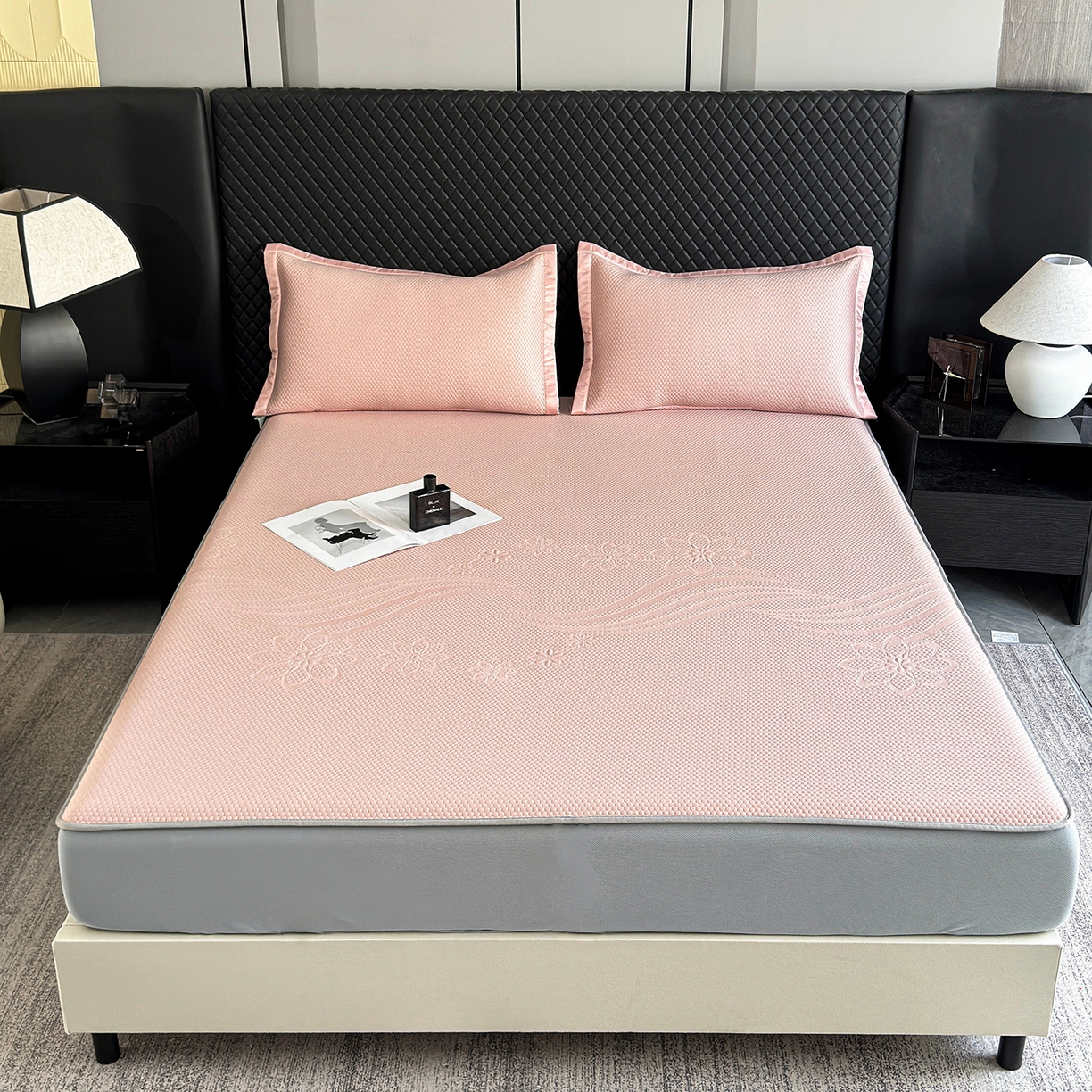 91家纺网 家纺一手货源 找家纺 瑞兴纺 2025新款复合加厚高克重凉感席床笠款 五朵金花-粉