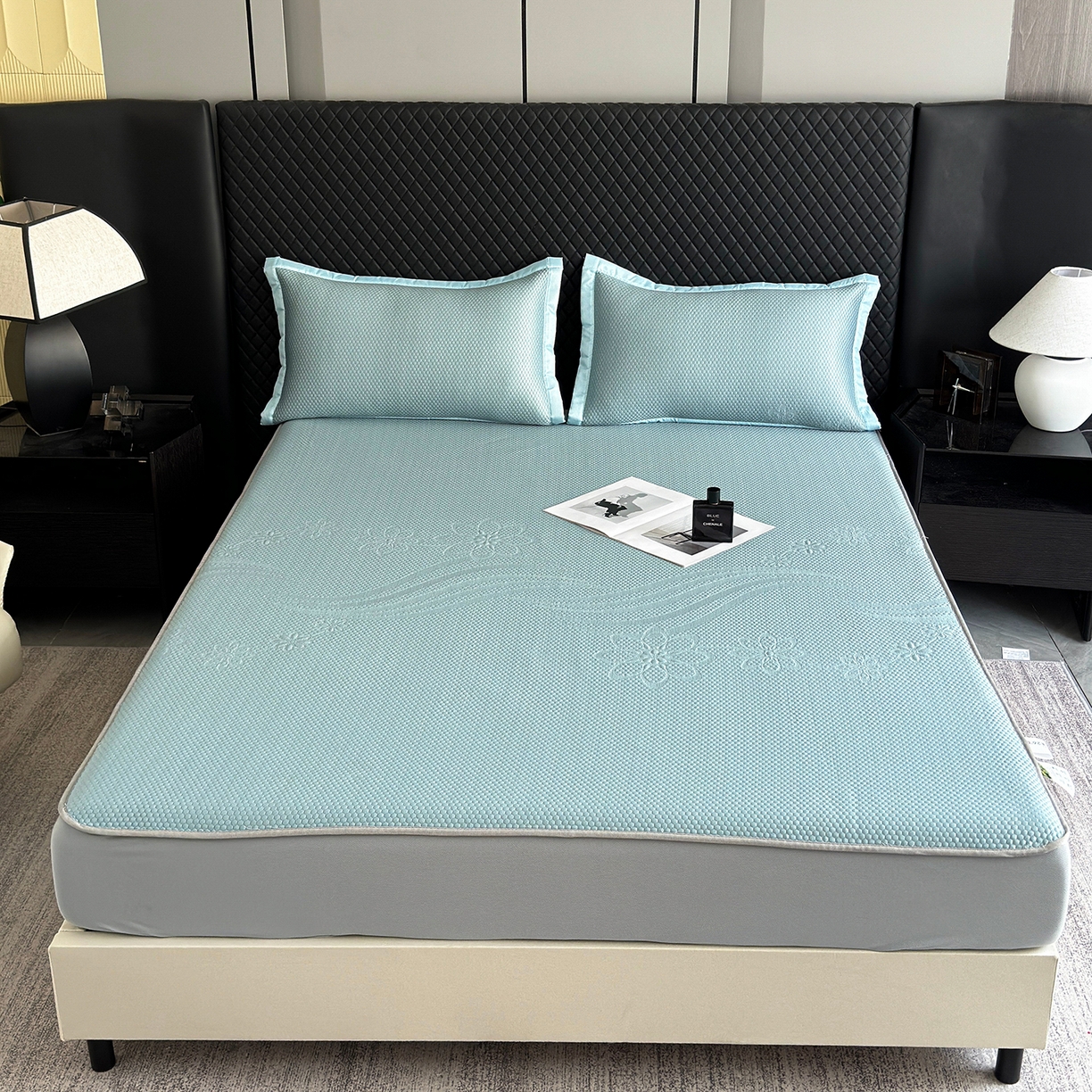 91家纺网 家纺一手货源 找家纺 瑞兴纺 2025新款复合加厚高克重凉感席床笠款 五朵金花-蓝