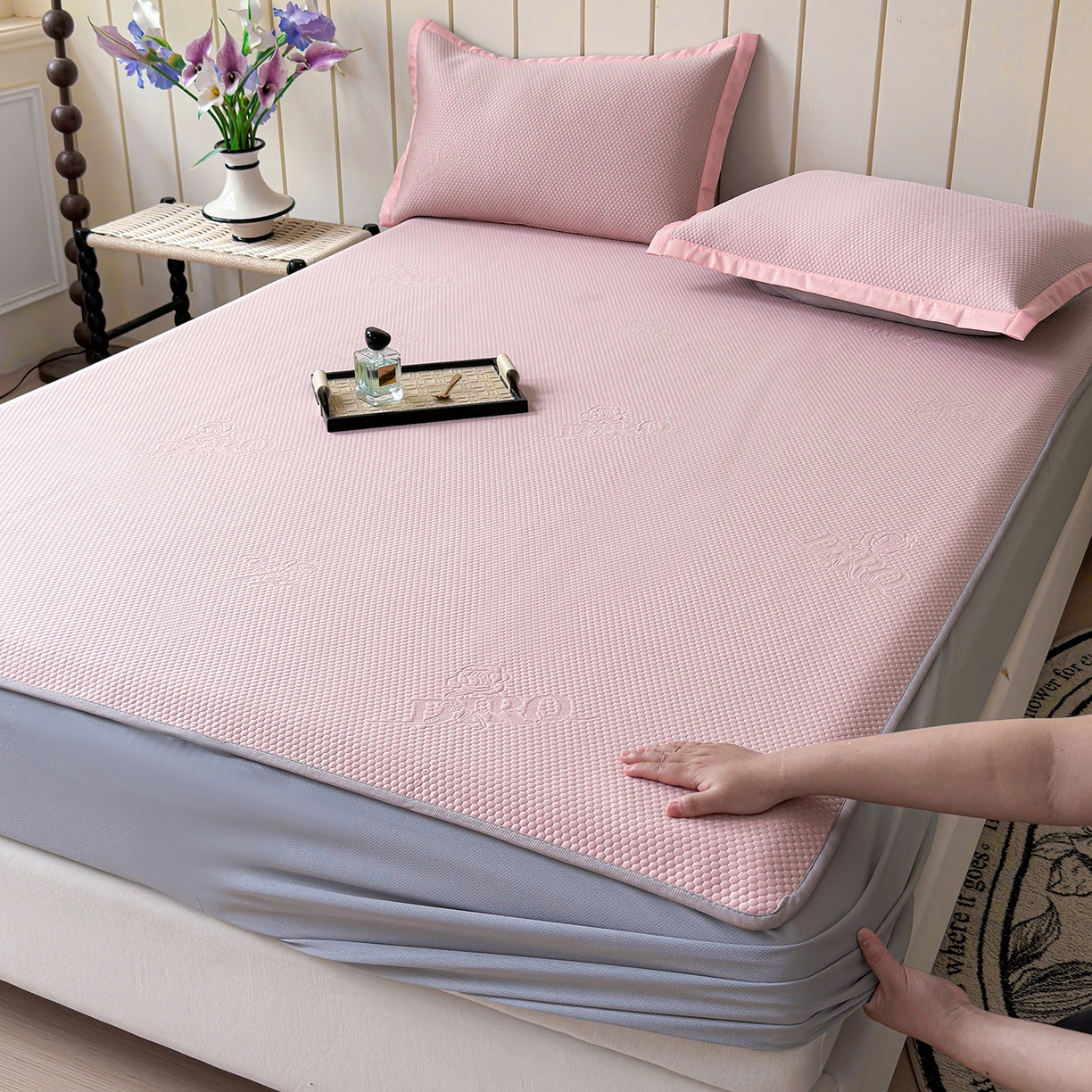 91家纺网 家纺一手货源 找家纺 瑞兴纺 2025新款复合加厚高克重凉感席床笠款 玫瑰之恋-粉