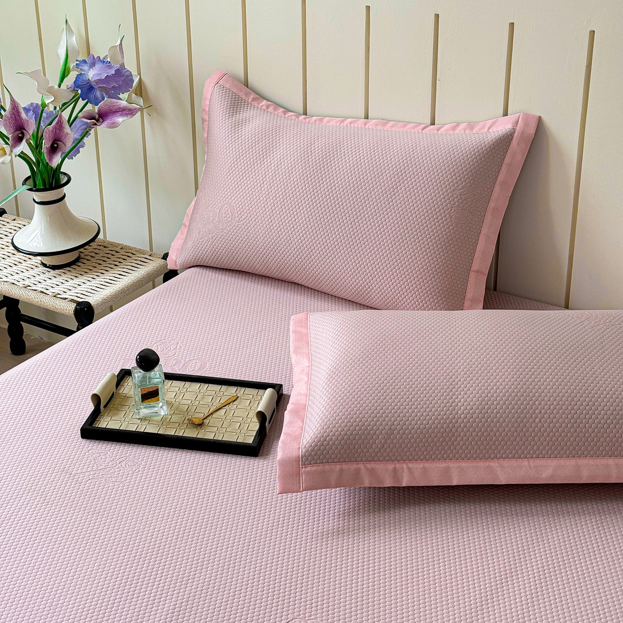 91家纺网 家纺一手货源 找家纺 瑞兴纺 2025新款复合加厚高克重凉感席床笠款 玫瑰之恋-粉