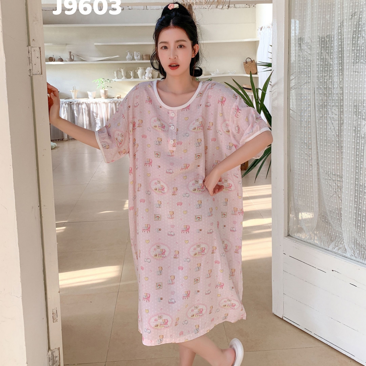 91家纺网 家纺一手货源 找家纺 妍景家居生活馆 2025新款仲夏午后懒人睡裙 粉点小熊