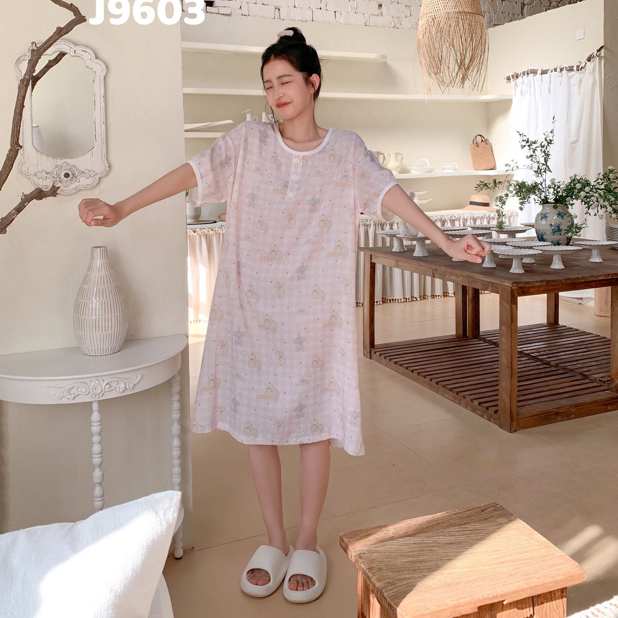 91家纺网 家纺一手货源 找家纺 妍景家居生活馆 2025新款仲夏午后懒人睡裙 粉格大象