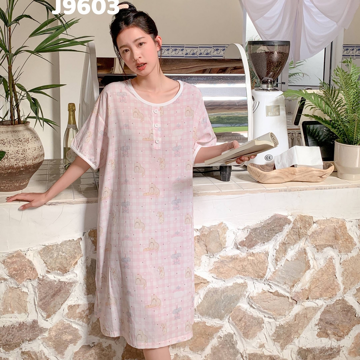 91家纺网 家纺一手货源 找家纺 妍景家居生活馆 2025新款仲夏午后懒人睡裙 粉格大象