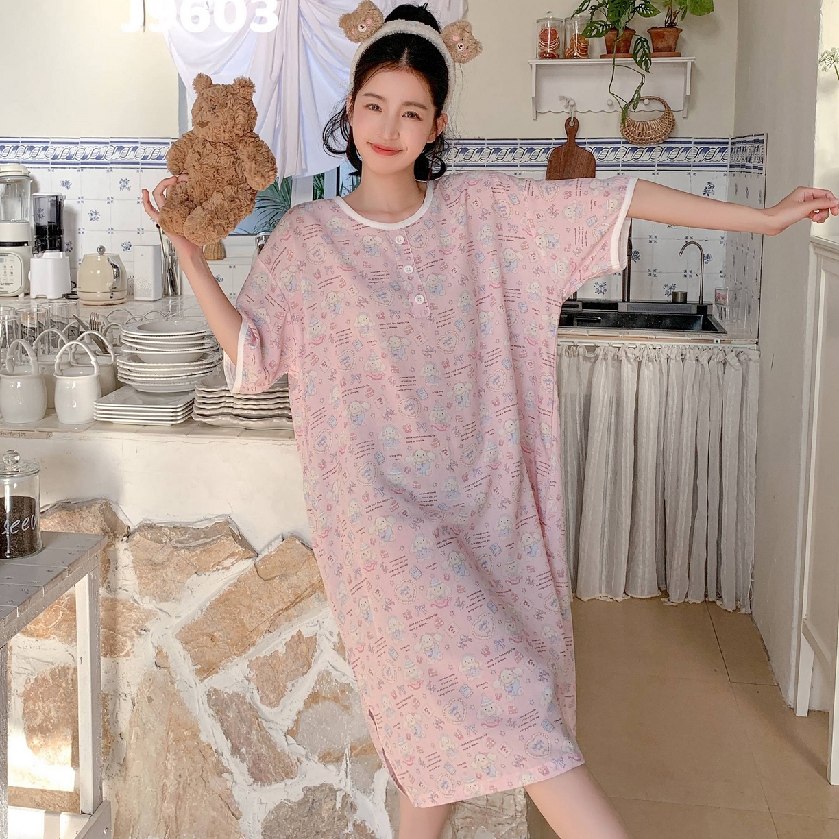 91家纺网 家纺一手货源 找家纺 妍景家居生活馆 2025新款仲夏午后懒人睡裙 粉色兔子