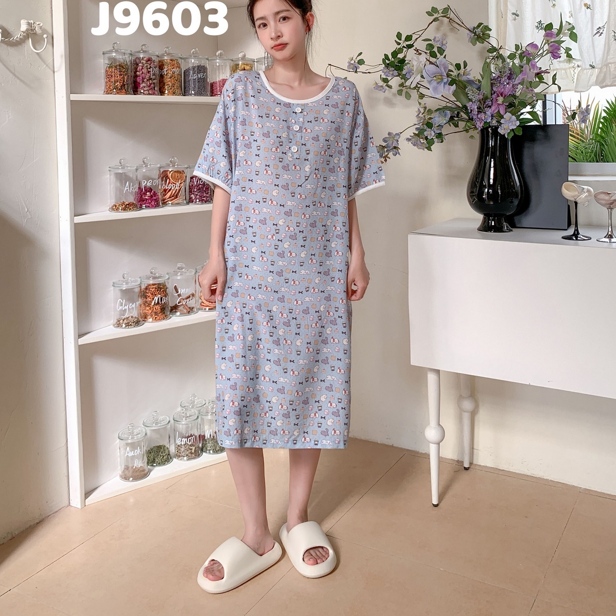 91家纺网 家纺一手货源 找家纺 妍景家居生活馆 2025新款仲夏午后懒人睡裙 蓝底狗狗