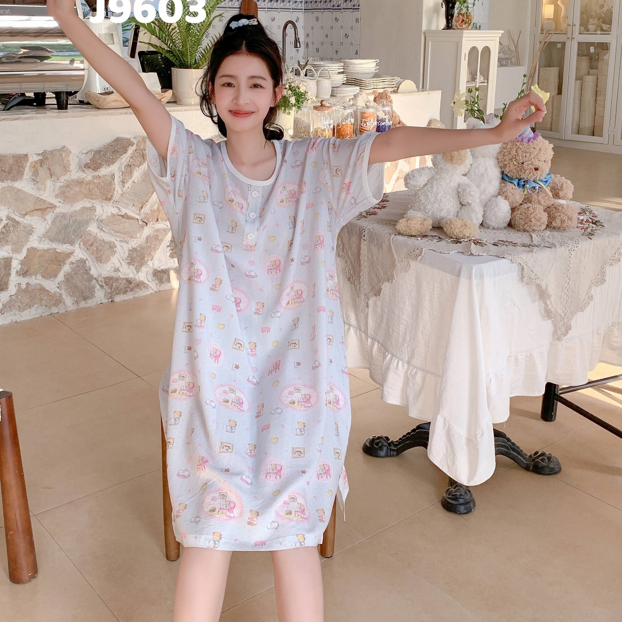 91家纺网 家纺一手货源 找家纺 妍景家居生活馆 2025新款仲夏午后懒人睡裙 蓝点小熊