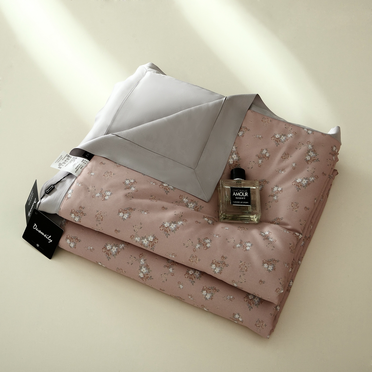 91家纺网 家纺一手货源 找家纺 （总）2025新款【DM】莫代尔印花小碎花夏被-风格一