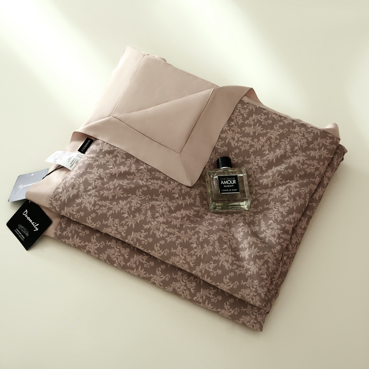 91家纺网 家纺一手货源 找家纺 （总）2025新款【DM】莫代尔印花小碎花夏被-风格一