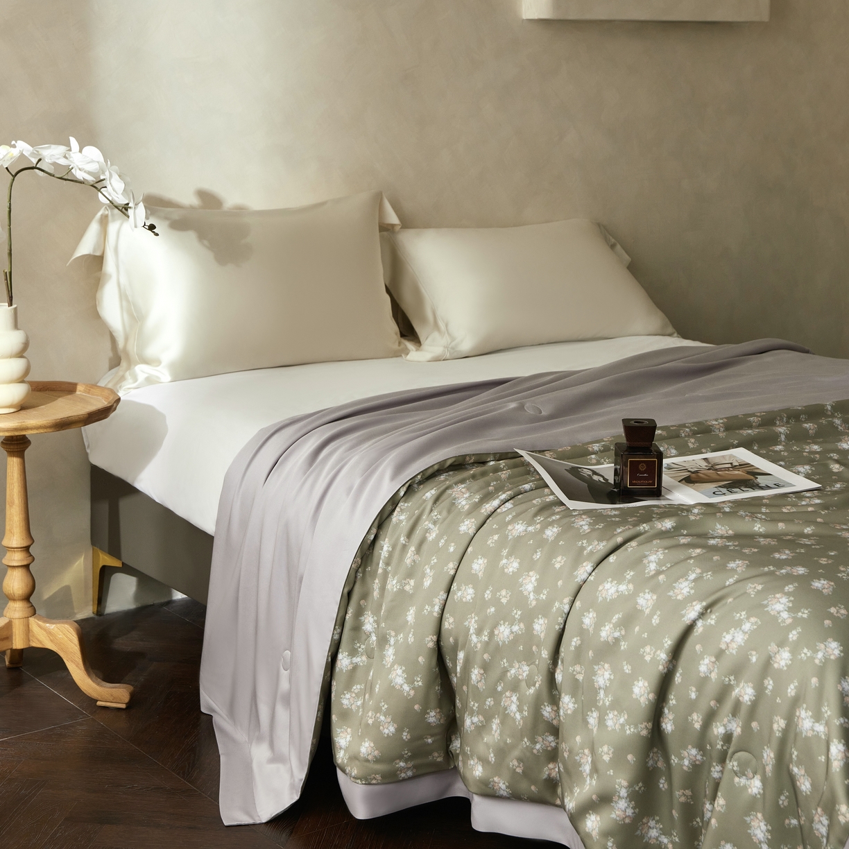 91家纺网 家纺一手货源 找家纺 2025新款【DM】莫代尔印花小碎花夏被-风格一 琉璃（绿）