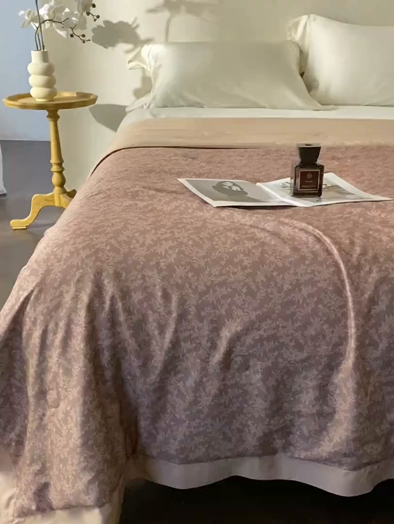 91家纺网 家纺一手货源 找家纺 （总）2025新款【DM】莫代尔印花小碎花夏被-风格一