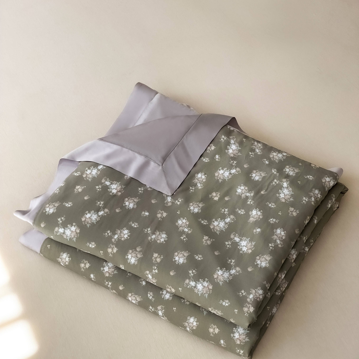 91家纺网 家纺一手货源 找家纺 南通朵美纺织品有限公司 2025新款【DM】莫代尔印花小碎花夏被-风格二 琉璃（绿）