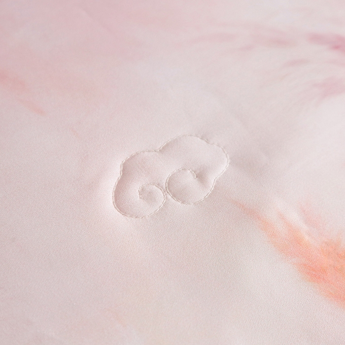 91家纺网 家纺一手货源 找家纺 薇玛仕 2025新款100支兰精天丝数码印花可水洗蚕丝夏凉被空调被 伊莎贝拉 粉