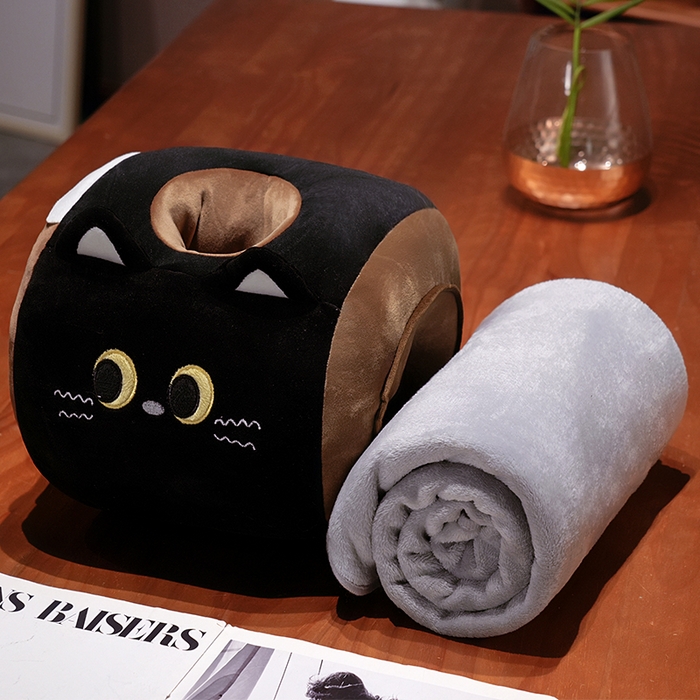 91家纺网 家纺一手货源 找家纺 （总）仟亿莱 2025新款猫咪瑞士卷带孔午睡枕