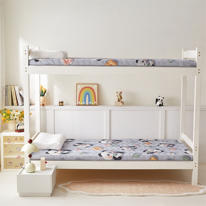 91家纺网 家纺一手货源 找家纺 寐珂家纺 2025A类针织棉记忆棉床垫 可爱熊猫