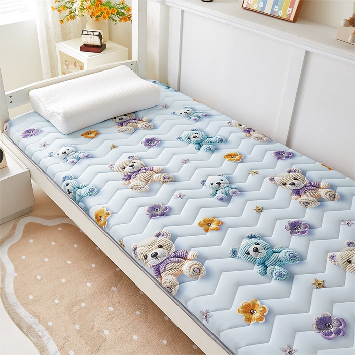 91家纺网 家纺一手货源 找家纺 寐珂家纺 2025A类针织棉记忆棉床垫 星际小熊