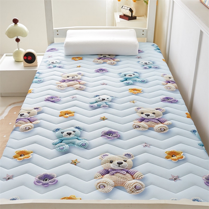 91家纺网 家纺一手货源 找家纺 寐珂家纺 2025A类针织棉记忆棉床垫 星际小熊