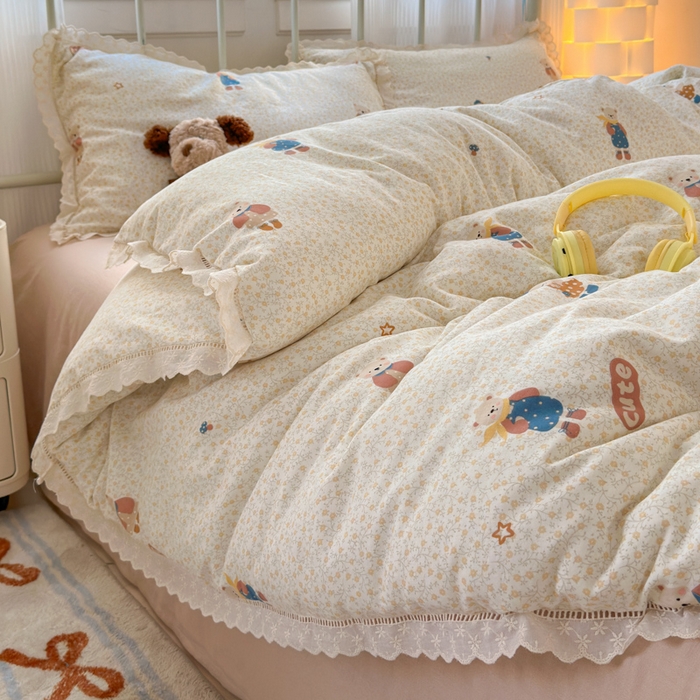 91家纺网 家纺一手货源 找家纺 曼之夏 2025新款小清新全棉双层纱四件套 春日熊