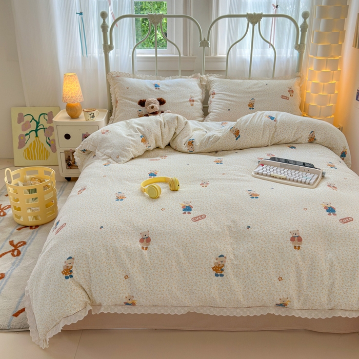 91家纺网 家纺一手货源 找家纺 曼之夏 2025新款小清新全棉双层纱四件套 春日熊