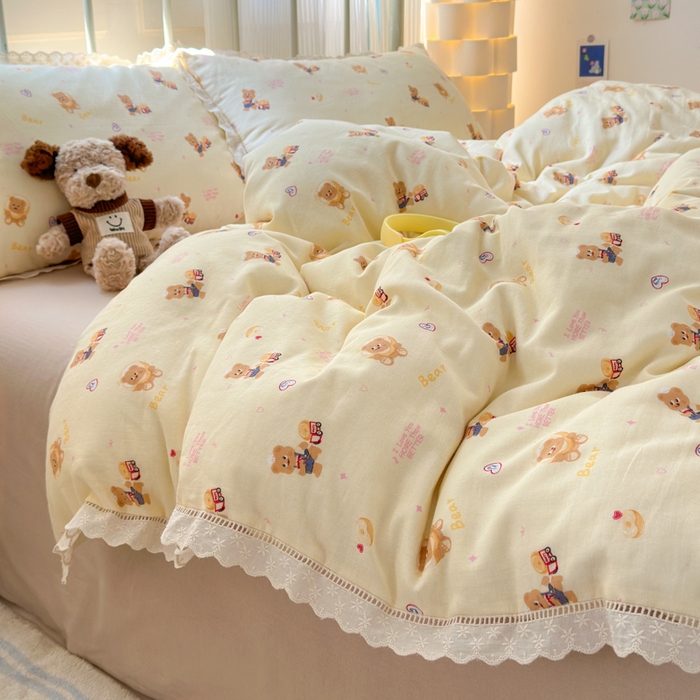 91家纺网 家纺一手货源 找家纺 曼之夏 2025新款小清新全棉双层纱四件套 黄油小熊