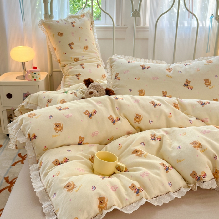 91家纺网 家纺一手货源 找家纺 曼之夏 2025新款小清新全棉双层纱四件套 黄油小熊