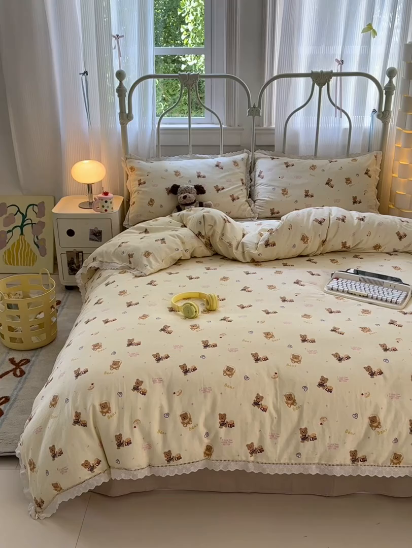 91家纺网 家纺一手货源 找家纺 曼之夏 2025新款小清新全棉双层纱四件套 黄油小熊