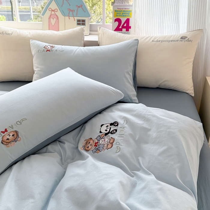 91家纺网 家纺一手货源 找家纺 （总）雲归梦 2025春夏新款全棉纯棉刺绣潮熊学院派系列四件套