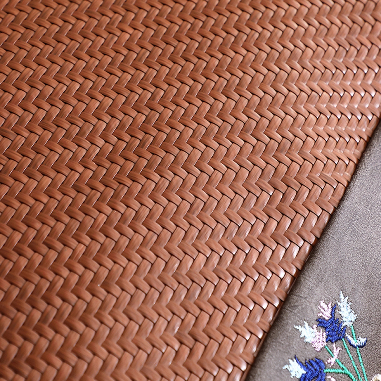 91家纺网 家纺一手货源 找家纺 佳尚枕芯 2025新款夏凉藤席枕芯凉席枕薰衣草夏凉枕头枕芯 薰衣草夏凉枕-棕色 48*74高枕900克-高度14厘米