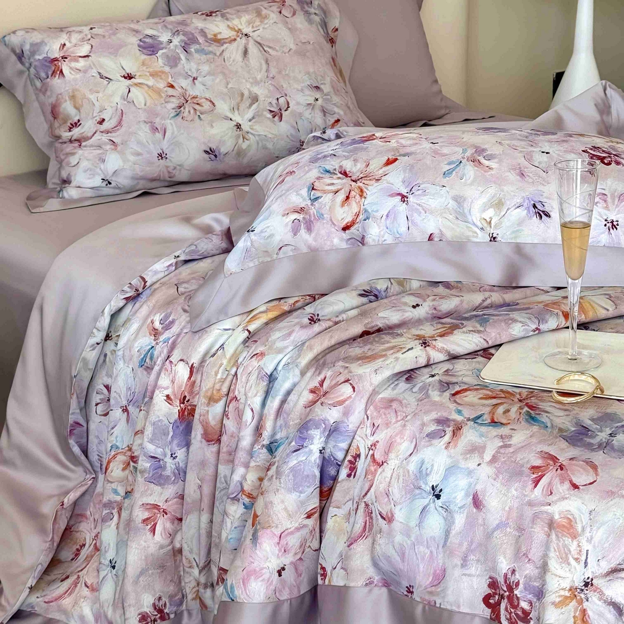 91家纺网 家纺一手货源 找家纺 馨蕊家居 2025新款春夏新品天丝印花80SLF奥地利兰精天丝四件套-告白 天丝告白-婉若紫