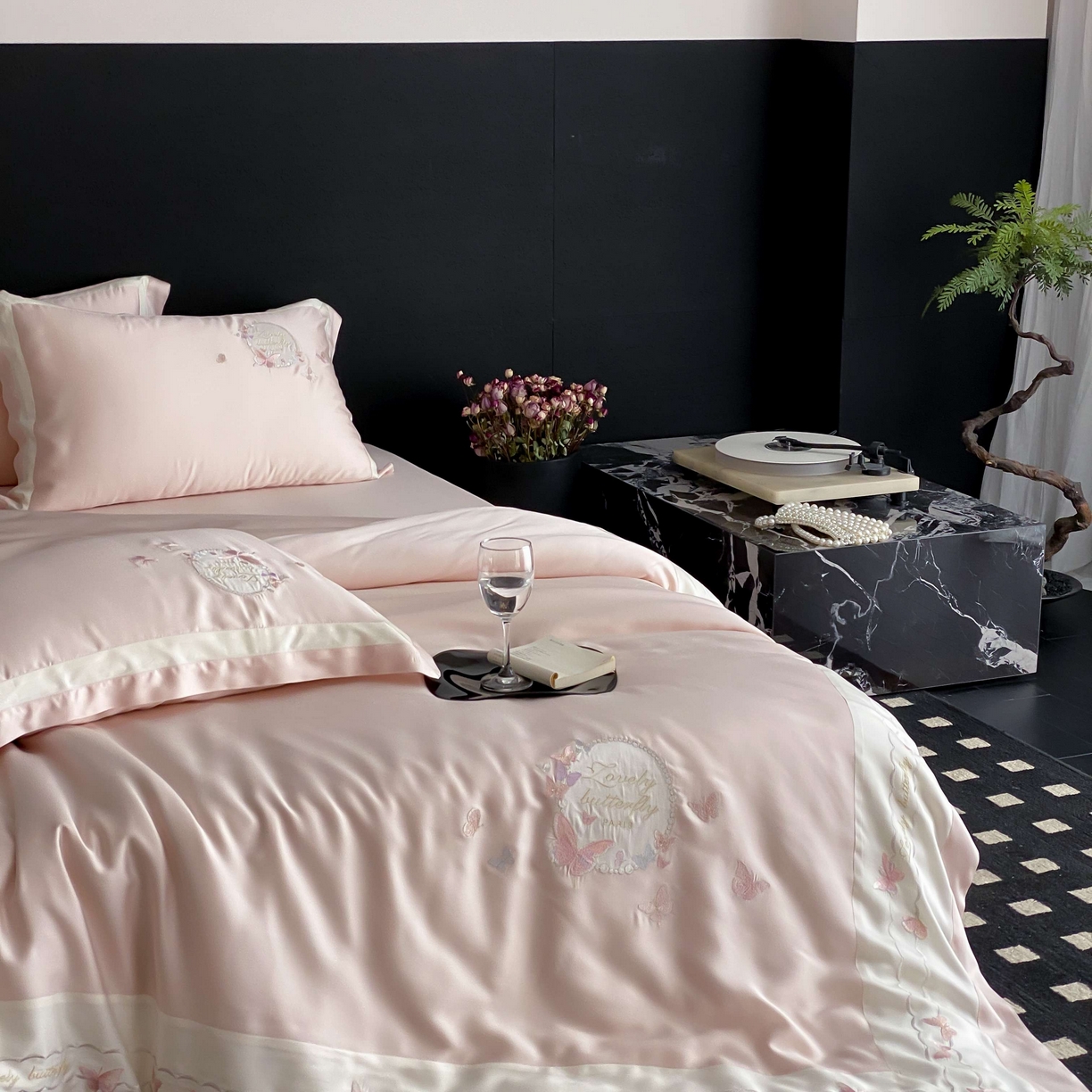 91家纺网 家纺一手货源 找家纺 馨蕊家居 2025新款80SLF奥地利兰精天丝四件套-芳华 天丝芳华-蔷薇粉