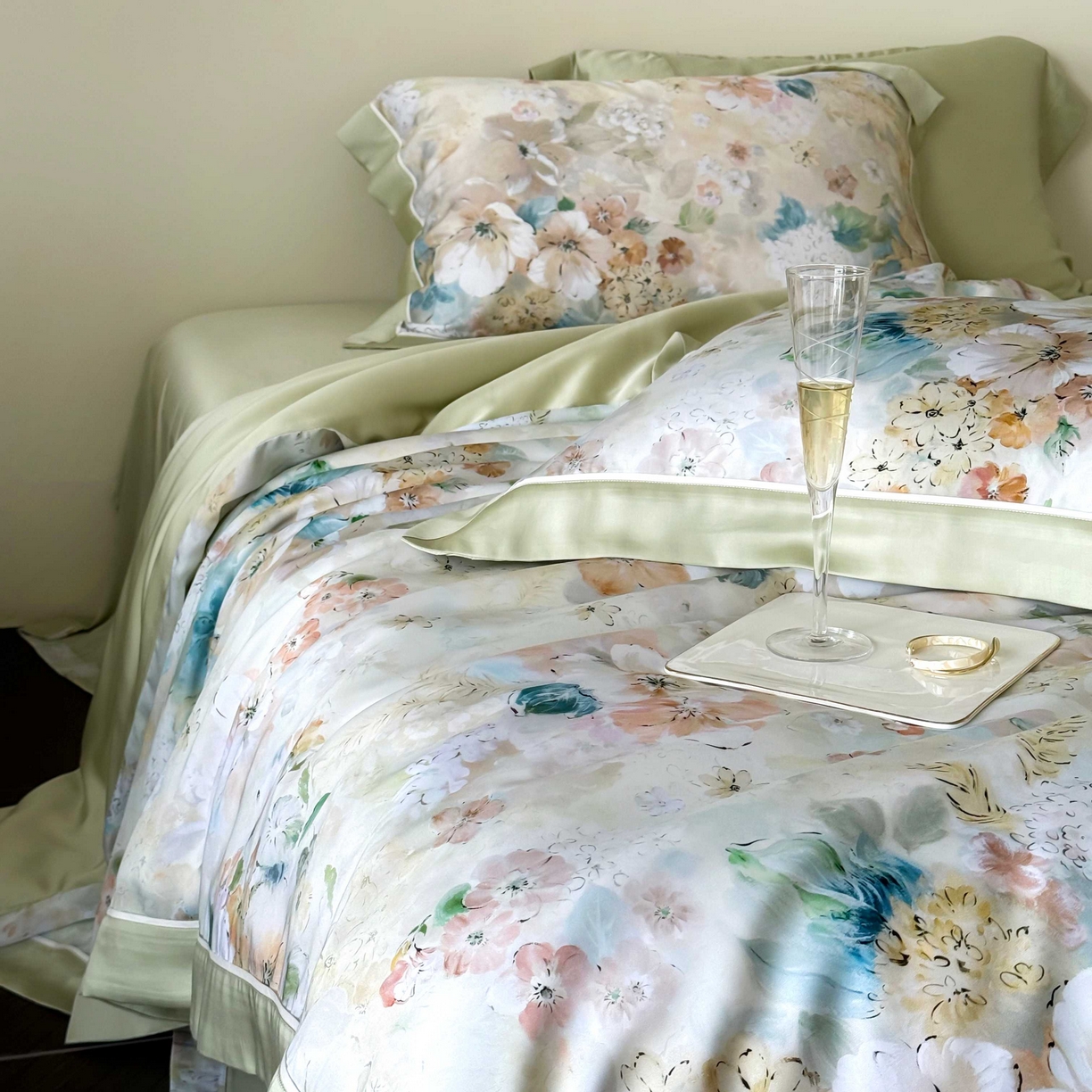 91家纺网 家纺一手货源 找家纺 （总）馨蕊家居 2025新款80SLF奥地利兰精天丝夏被四件套-朵美