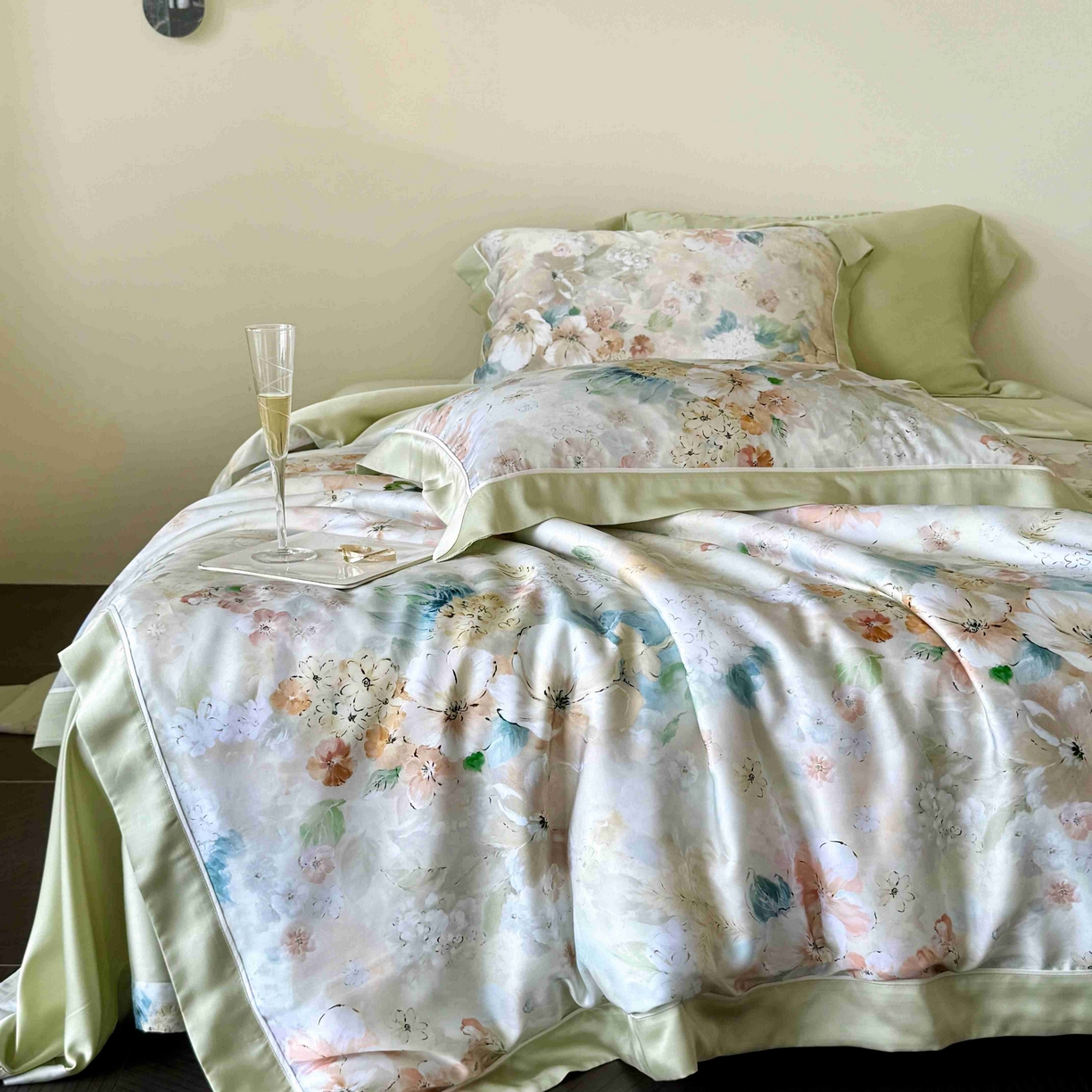 91家纺网 家纺一手货源 找家纺 （总）馨蕊家居 2025新款80SLF奥地利兰精天丝夏被四件套-朵美