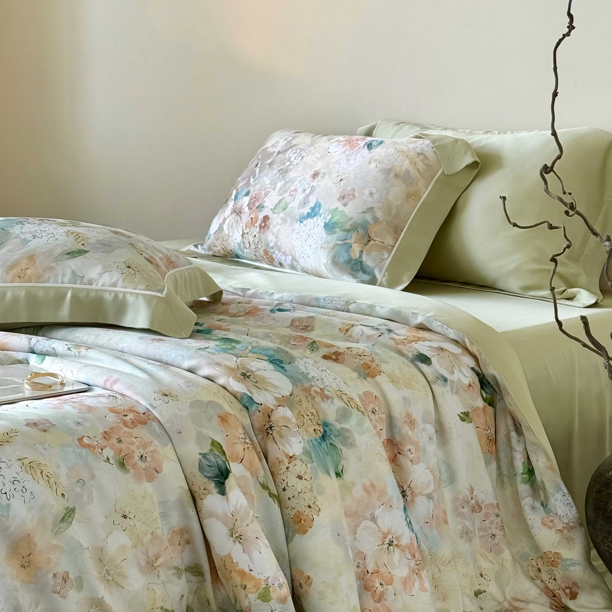 91家纺网 家纺一手货源 找家纺 （总）馨蕊家居 2025新款80SLF奥地利兰精天丝夏被四件套-朵美