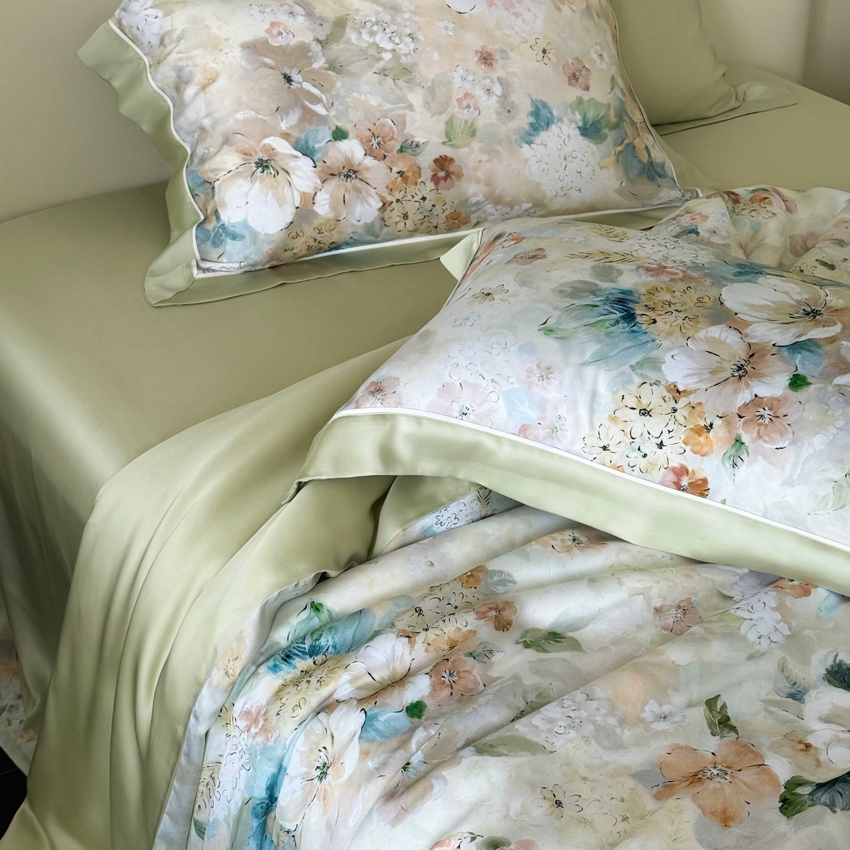 91家纺网 家纺一手货源 找家纺 （总）馨蕊家居 2025新款春夏新品天丝印花80SLF奥地利兰精天丝四件套-朵美