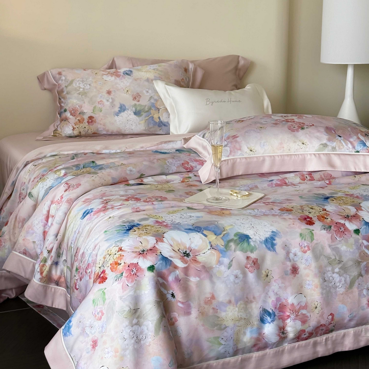 91家纺网 家纺一手货源 找家纺 馨蕊家居 2025新款春夏新品天丝印花80SLF奥地利兰精天丝四件套-朵美 天丝朵美-蔷薇粉