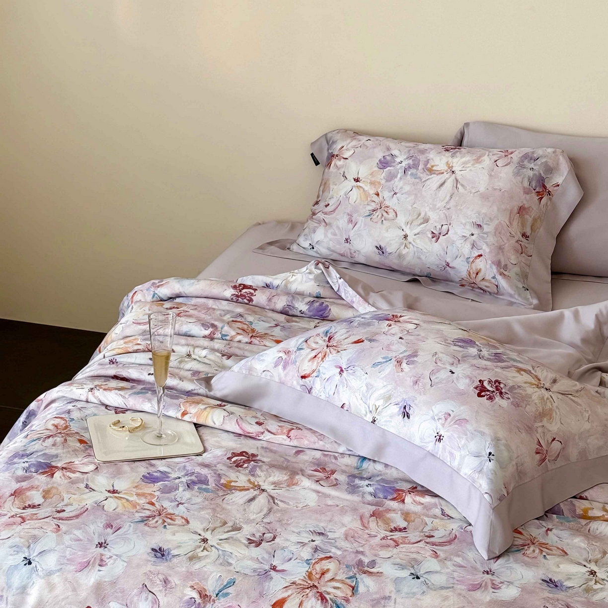 91家纺网 家纺一手货源 找家纺 （总）馨蕊家居 2025新款春夏新品天丝印花80SLF奥地利兰精天丝夏被四件套-告白