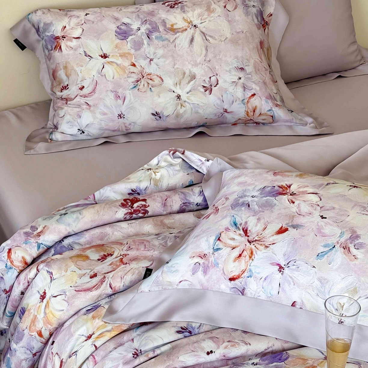 91家纺网 家纺一手货源 找家纺 （总）馨蕊家居 2025新款春夏新品天丝印花80SLF奥地利兰精天丝夏被四件套-告白