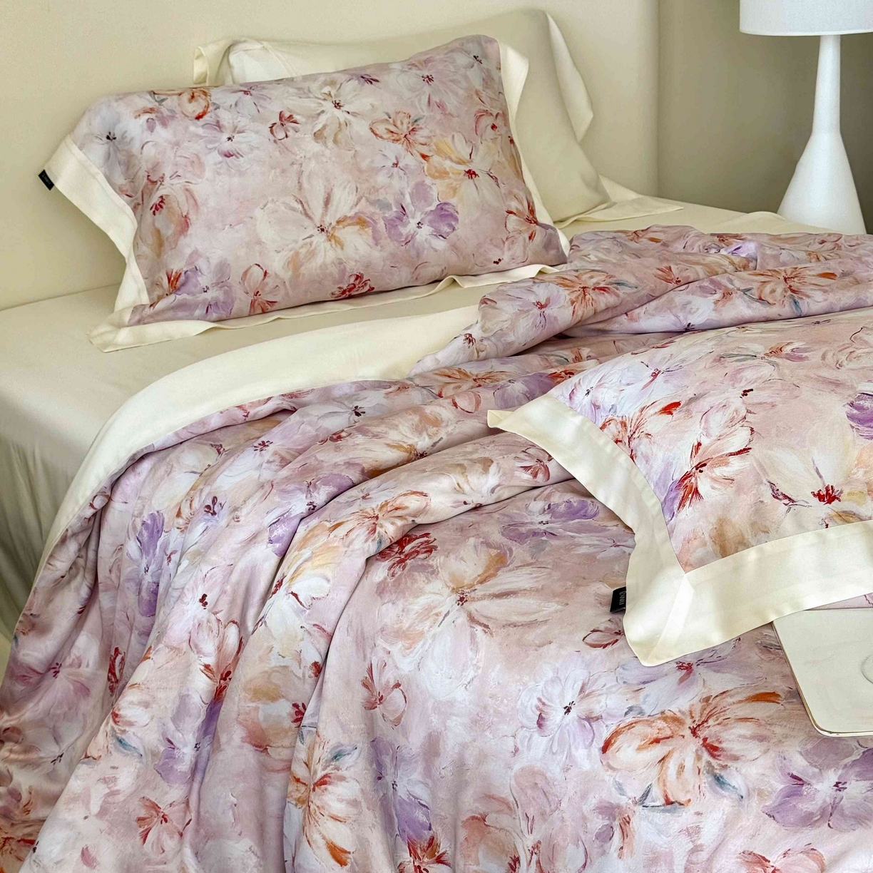 91家纺网 家纺一手货源 找家纺 馨蕊家居 2025新款春夏新品天丝印花80SLF奥地利兰精天丝夏被四件套-告白 夏被告白-蔷薇粉