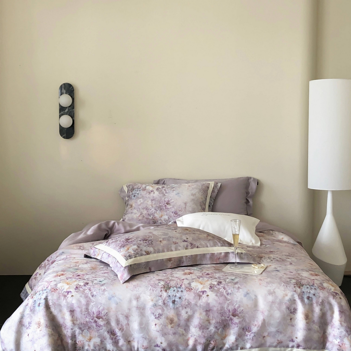 91家纺网 家纺一手货源 找家纺 （总）馨蕊家居  2025新款春夏新品天丝印花80SLF奥地利兰精天丝四件套-云烟