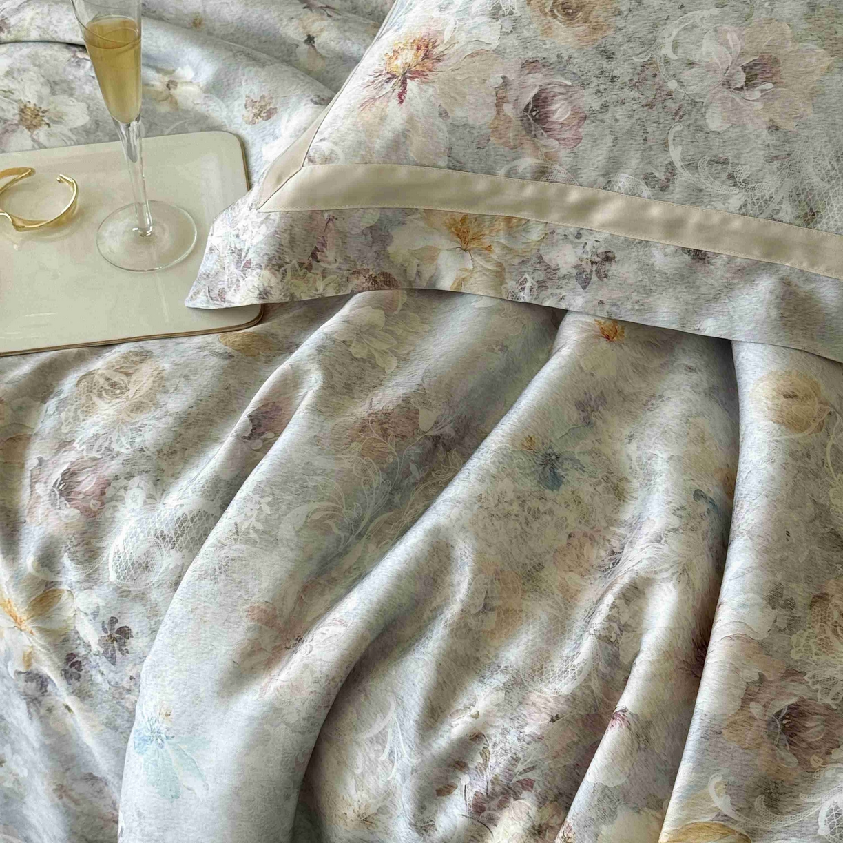 91家纺网 家纺一手货源 找家纺 馨蕊家居  2025新款春夏新品天丝印花80SLF奥地利兰精天丝四件套-云烟 天丝云烟-氧气绿