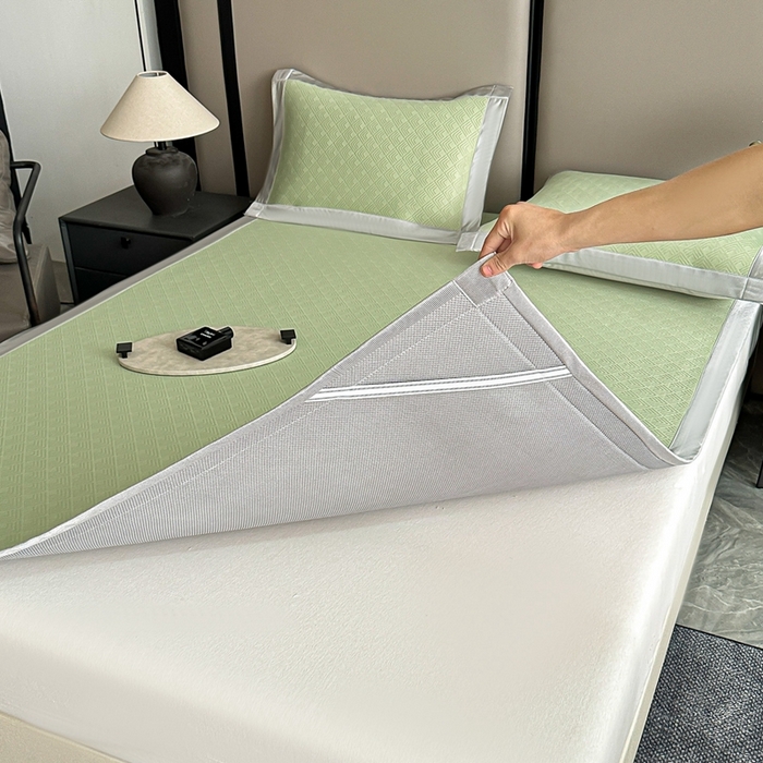 91家纺网 家纺一手货源 找家纺 紫碧螺2025新款冰丝复合加厚软床垫 豆绿色