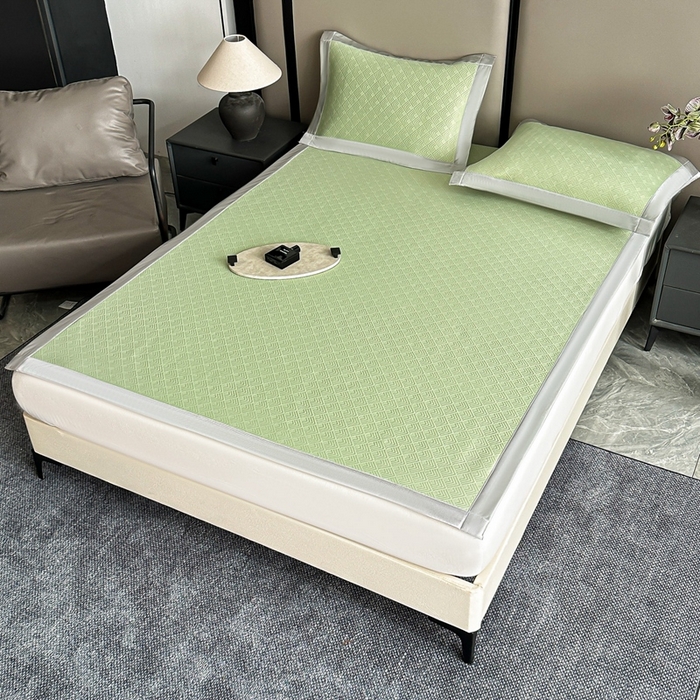 91家纺网 家纺一手货源 找家纺 紫碧螺2025新款冰丝复合加厚软床垫 豆绿色