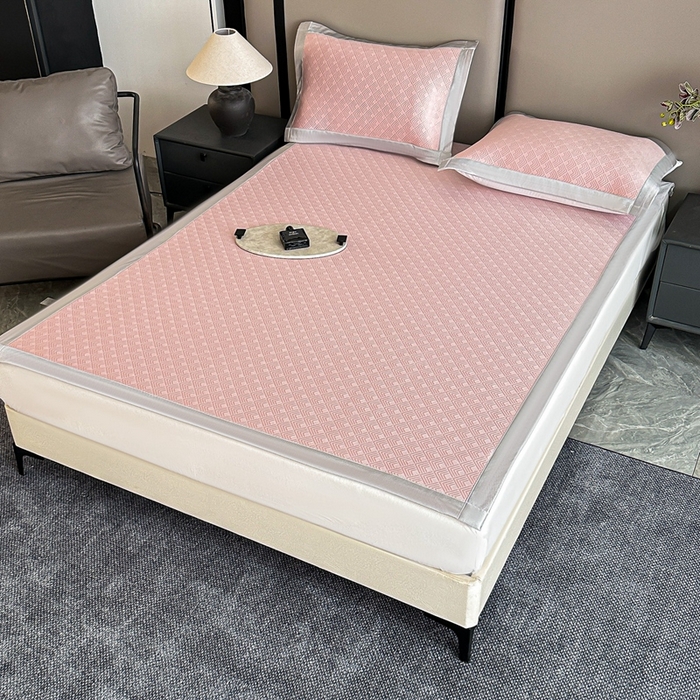 91家纺网 家纺一手货源 找家纺 紫碧螺2025新款冰丝复合加厚软床垫 豆沙色